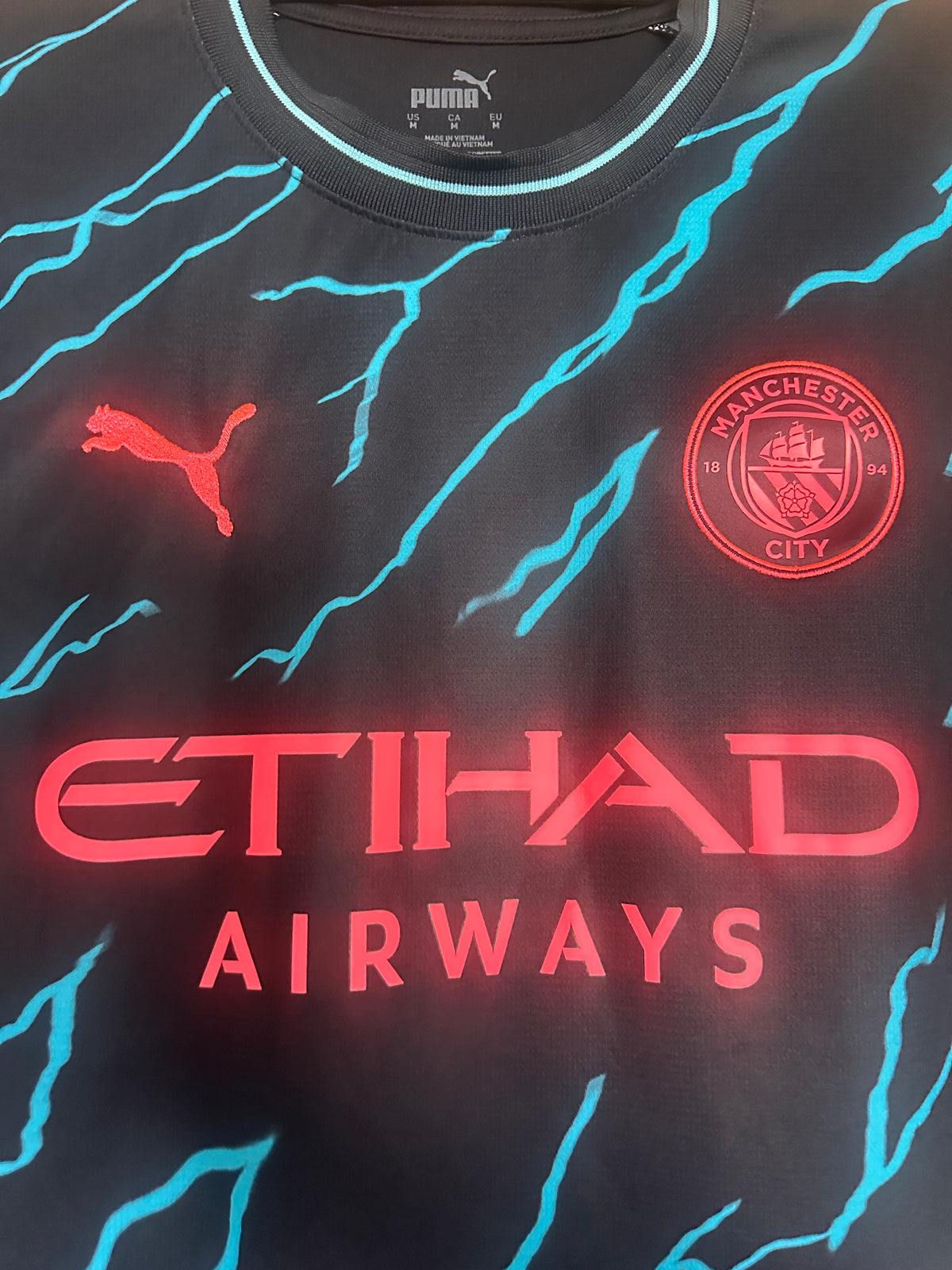 Maillot Manchester City Third 2023-2024 Haaland The Black Eye Patch vintage - photo 6