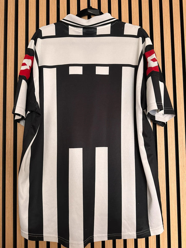 Maillot Juventus 2001-2002