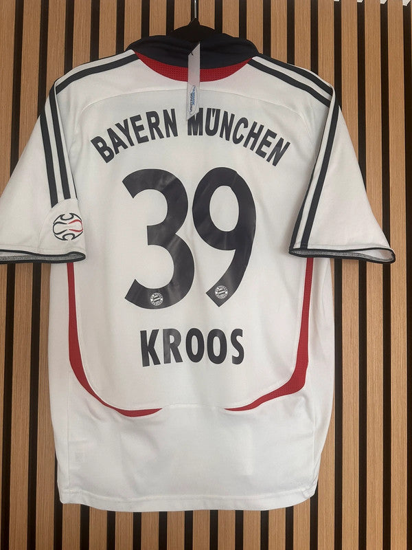 Maillot Bayern Munich Extérieur 2013 2014 Kroos