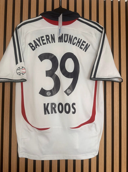 Maillot Bayern Munich Extérieur 2013 2014 Kroos