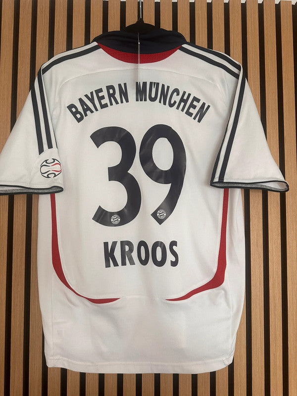 Maillot Bayern Munich Extérieur 2013 2014 Kroos