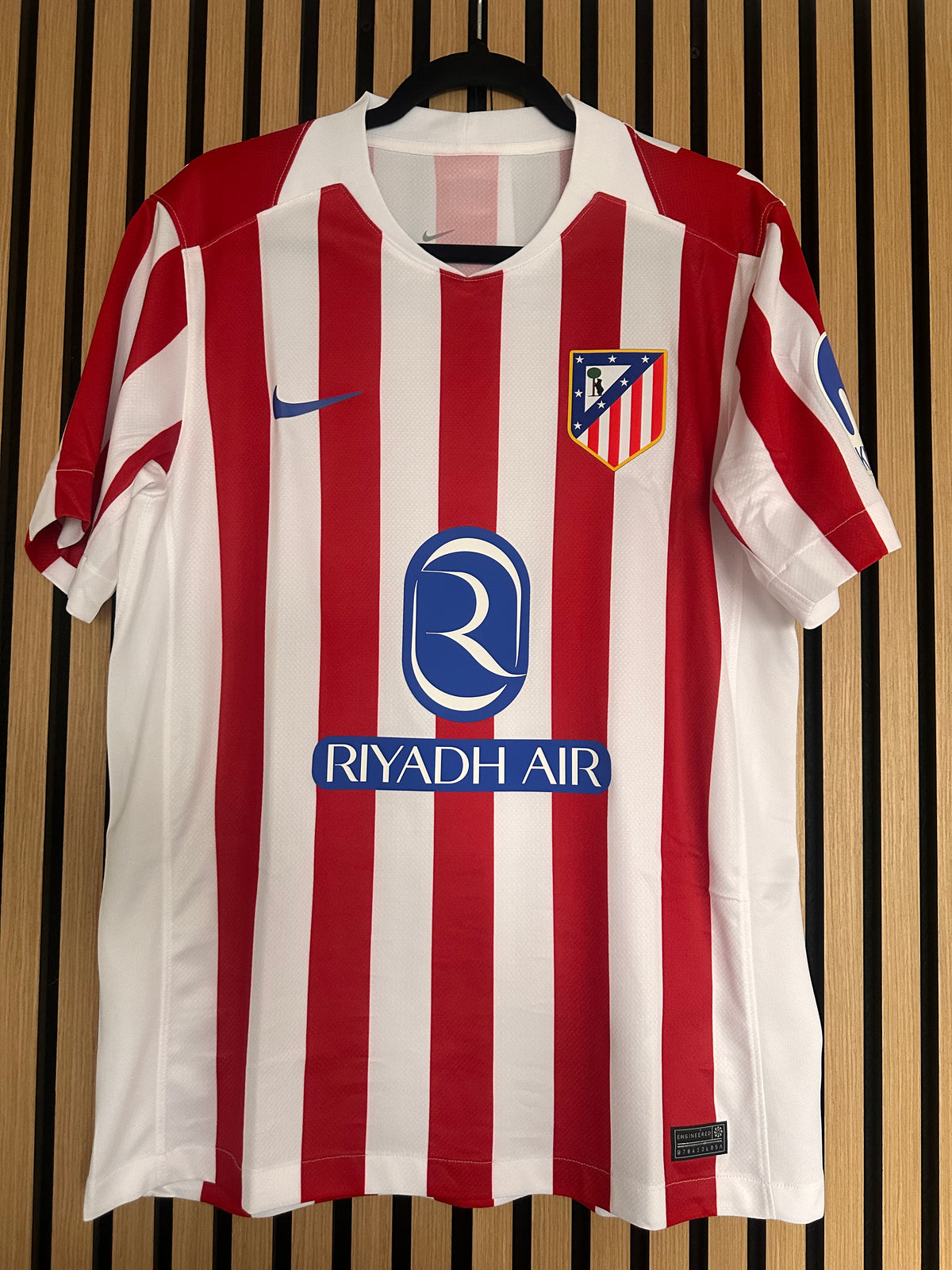 Maillot Atlético Madrid Domicile 2025-2026 Griezmann vintage - photo 2 sur 12