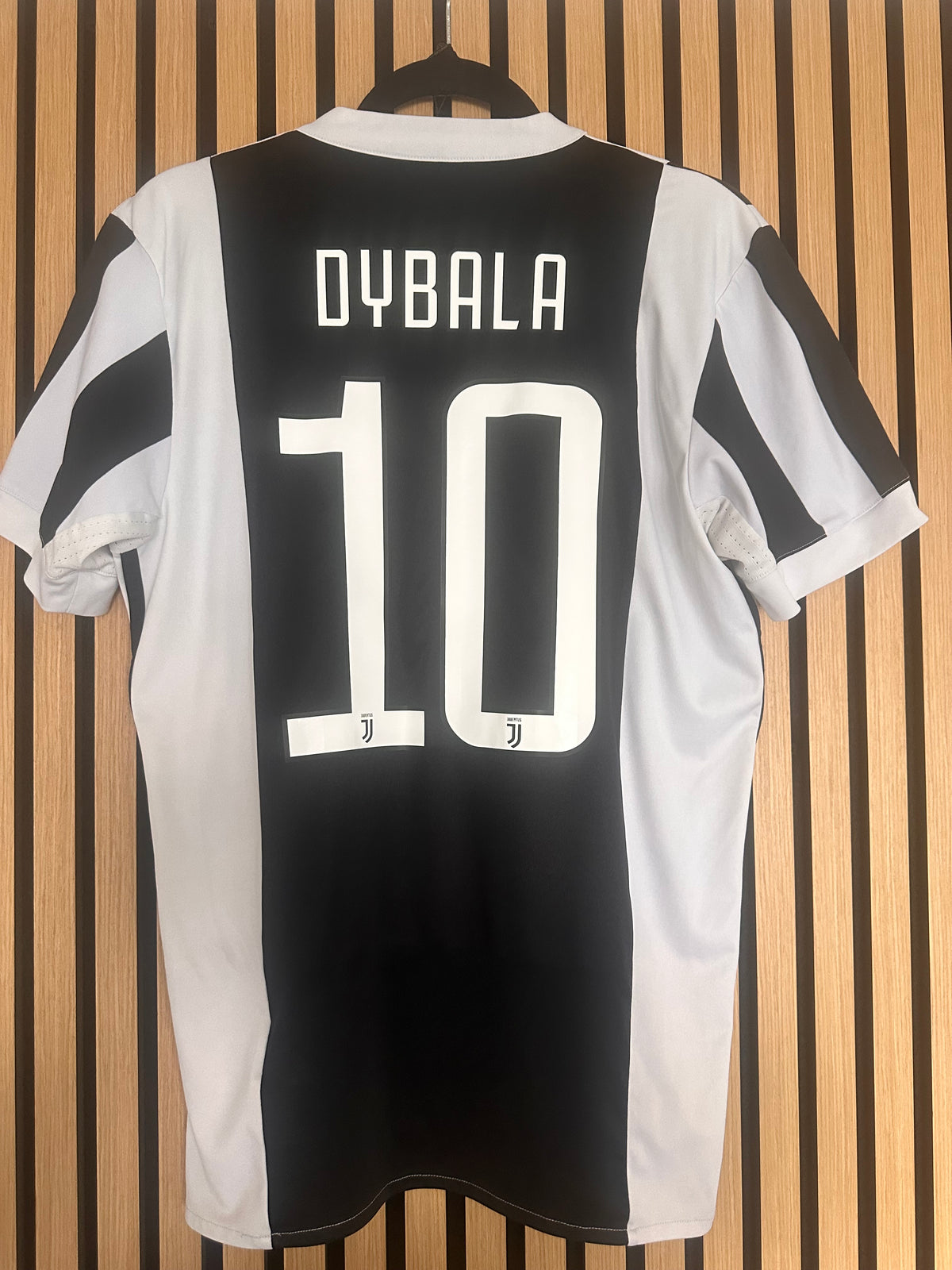 Maillot Juventus Domicile 2017-2018 Dybala vintage - photo 1