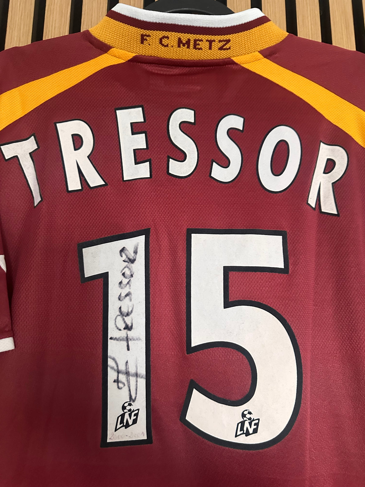 Maillot FC Metz Domicile 2001-2002 Tressor Moreno porté préparé dédicacé vintage - photo 9
