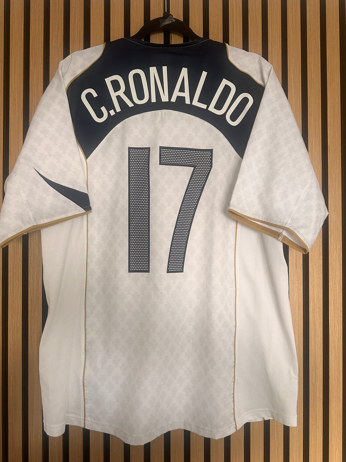 Maillot Portugal Extérieur 2004 Ronaldo vintage - photo 1