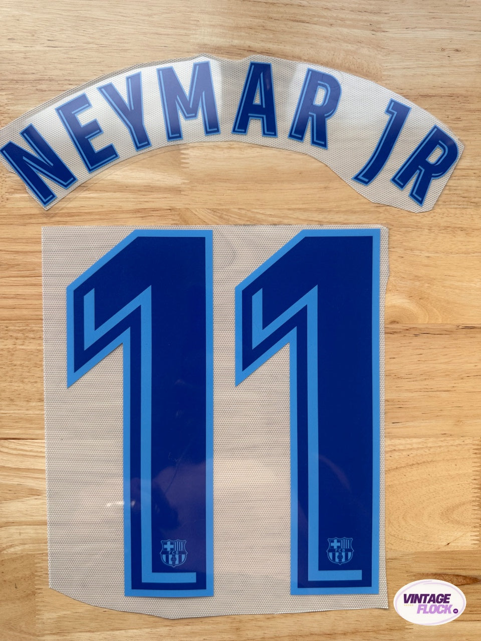 Flocage Neymar JR N°11 FC Barcelone 2017-2018 Exterieur vintage